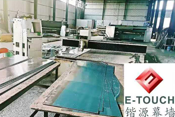 鍇源幕墻車間實(shí)力展示